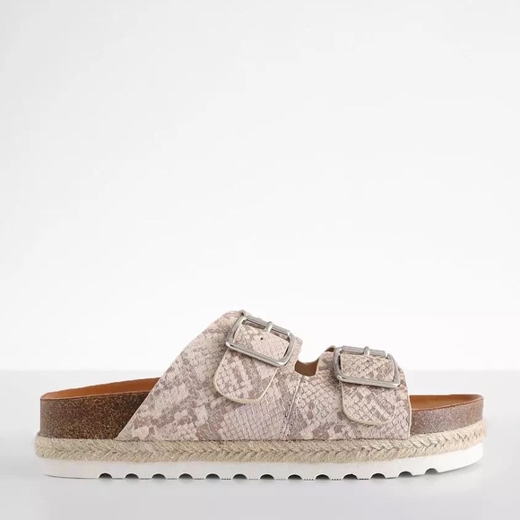 DV by Dolce Vita Platform Sandals - Picture 4 of 6